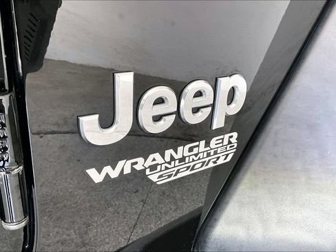 Used 2020 Jeep Wrangler Unlimited Sport S AWD/4WD image 42