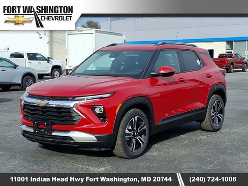 New 2026 Chevrolet TrailBlazer LT w/ LT Cold Weather Package FWD image 5