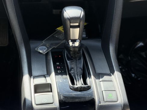 Used 2018 Honda Civic EX image 17