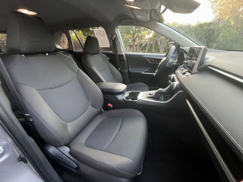 Used 2025 Toyota RAV4 LE image 35