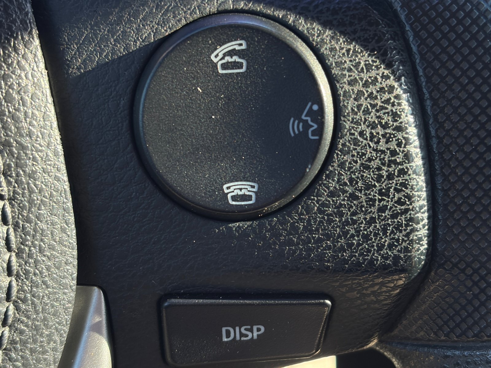 Used 2016 Toyota Corolla LE FWD image 14
