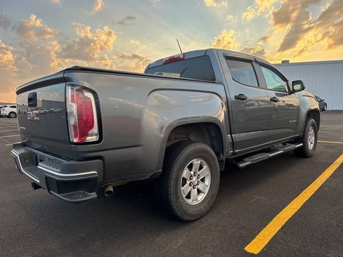 Used 2019 GMC Canyon 2WD Crew Cab w/ Convenience Package image 4