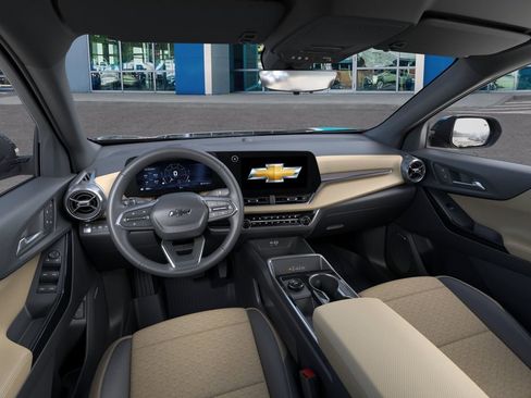 New 2026 Chevrolet Equinox ACTIV w/ Convenience Package III AWD/4WD image 15