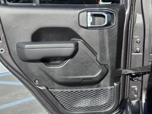 New 2026 Jeep Wrangler Unlimited Rubicon image 29