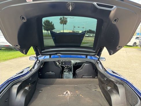 Used 2017 Chevrolet Corvette Stingray Coupe w/ 1LT RWD image 14