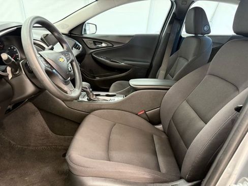 Used 2024 Chevrolet Malibu LT image 12