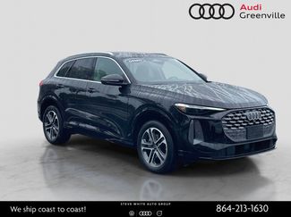 Used 2025 Audi Q5 Premium Plus w/ Premium Plus AWD/4WD video 1