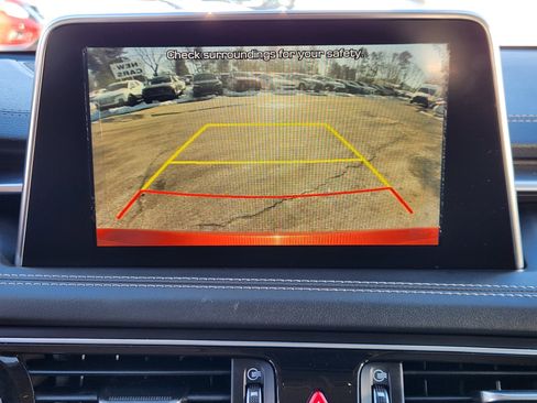 Used 2020 Genesis G70 2.0T image 13