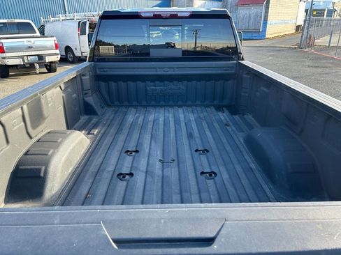 Used 2022 Chevrolet Silverado 3500 High Country w/ Technology Package AWD/4WD image 25