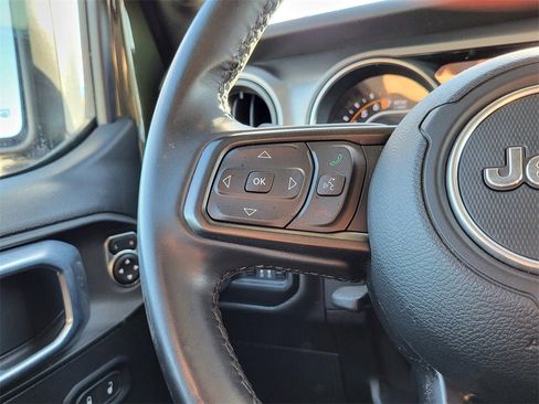 Used 2021 Jeep Gladiator Sport image 21