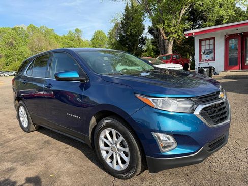 Used 2020 Chevrolet Equinox LT image 3