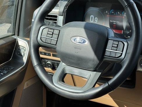 Used 2022 Ford F150 Lariat w/ Equipment Group 502A High image 12