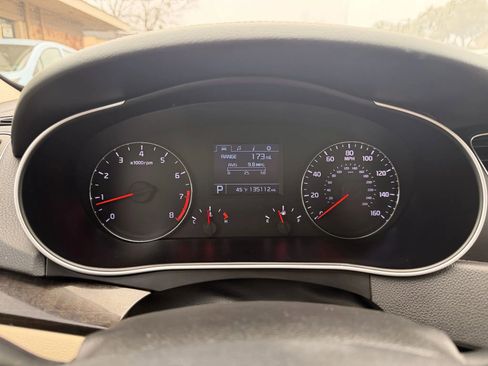 Used 2014 Kia Cadenza Premium image 34