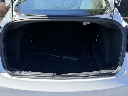 Used 2020 Tesla Model 3 Long Range image 18