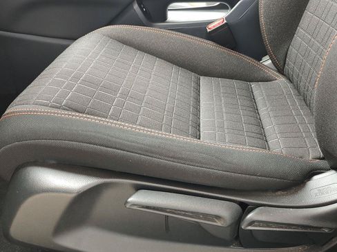 Certified 2024 Honda HR-V Sport image 3