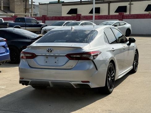 Used 2021 Toyota Camry XSE w/ Cold Weather Package FWD image 4