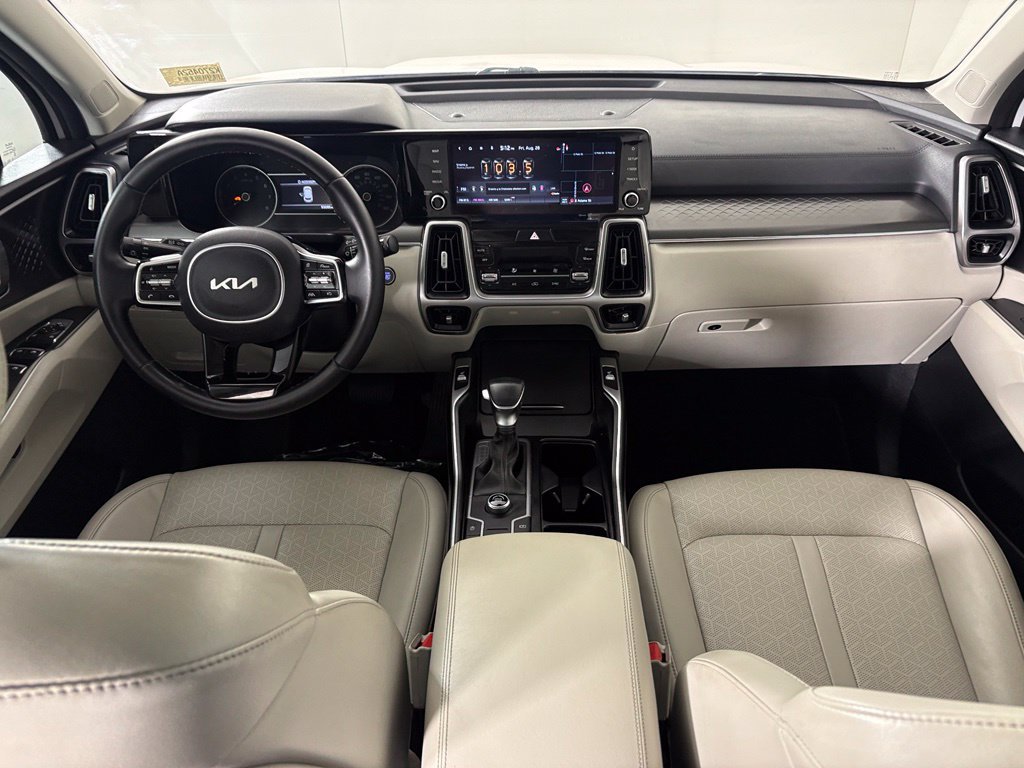 Used 2022 Kia Sorento S w/ Panoramic Sunroof Package FWD image 35