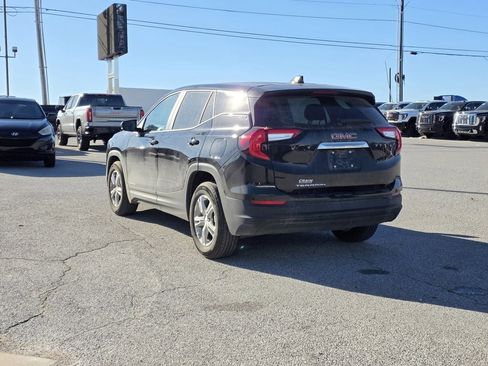 Used 2024 GMC Terrain SLE image 5