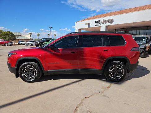 Used 2026 Jeep Cherokee Limited AWD/4WD image 2