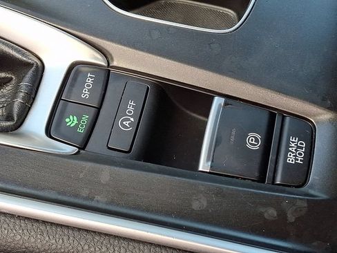 Used 2022 Honda Accord Sport image 25