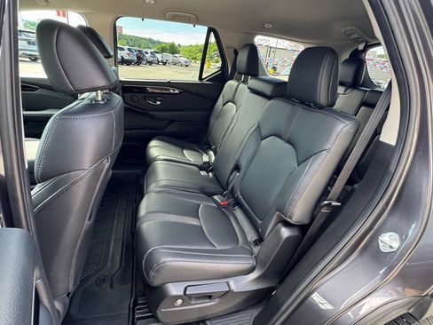 Used 2023 Honda Pilot EX-L image 16