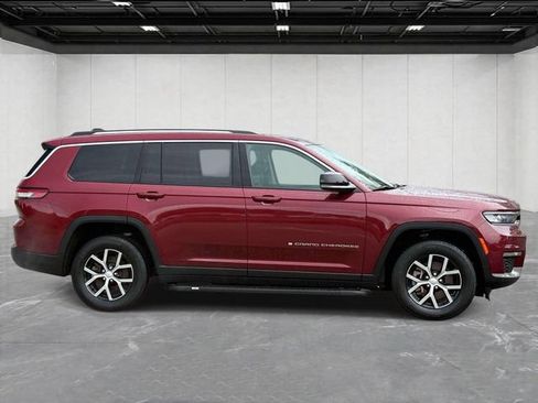 Certified 2024 Jeep Grand Cherokee L Limited w/ Luxury Tech Group II AWD/4WD image 6