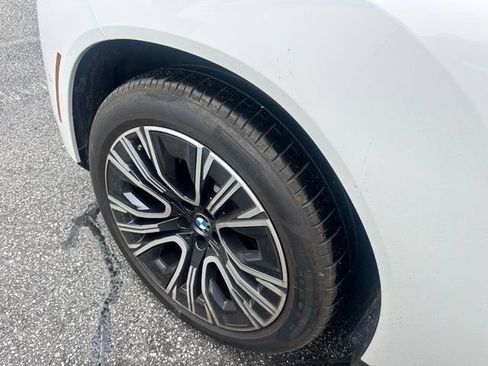 Used 2025 BMW X3 xDrive30i w/ Convenience Package AWD/4WD image 40
