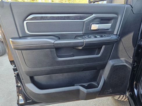 Certified 2024 RAM 3500 Big Horn w/ Towing Technology Group image 11