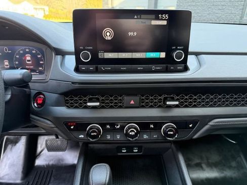 Used 2024 Honda Accord EX image 28