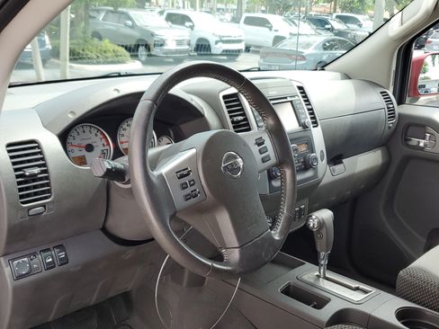 Used 2018 Nissan Frontier PRO-4X AWD/4WD image 10