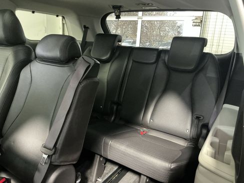 Used 2024 Kia Carnival SX Prestige FWD image 26