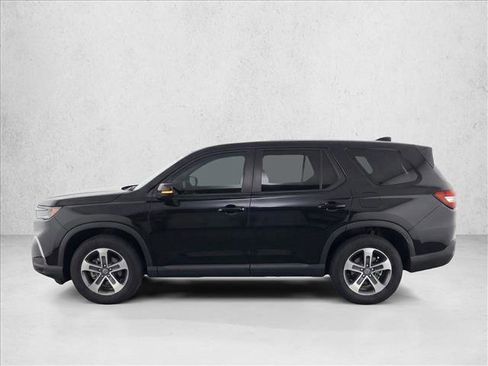 Used 2023 Honda Pilot EX-L image 4