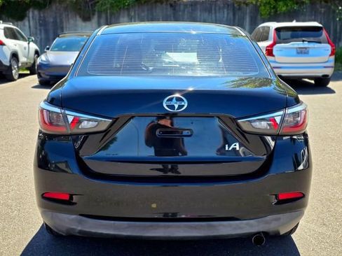 Used 2016 Scion iA FWD image 6