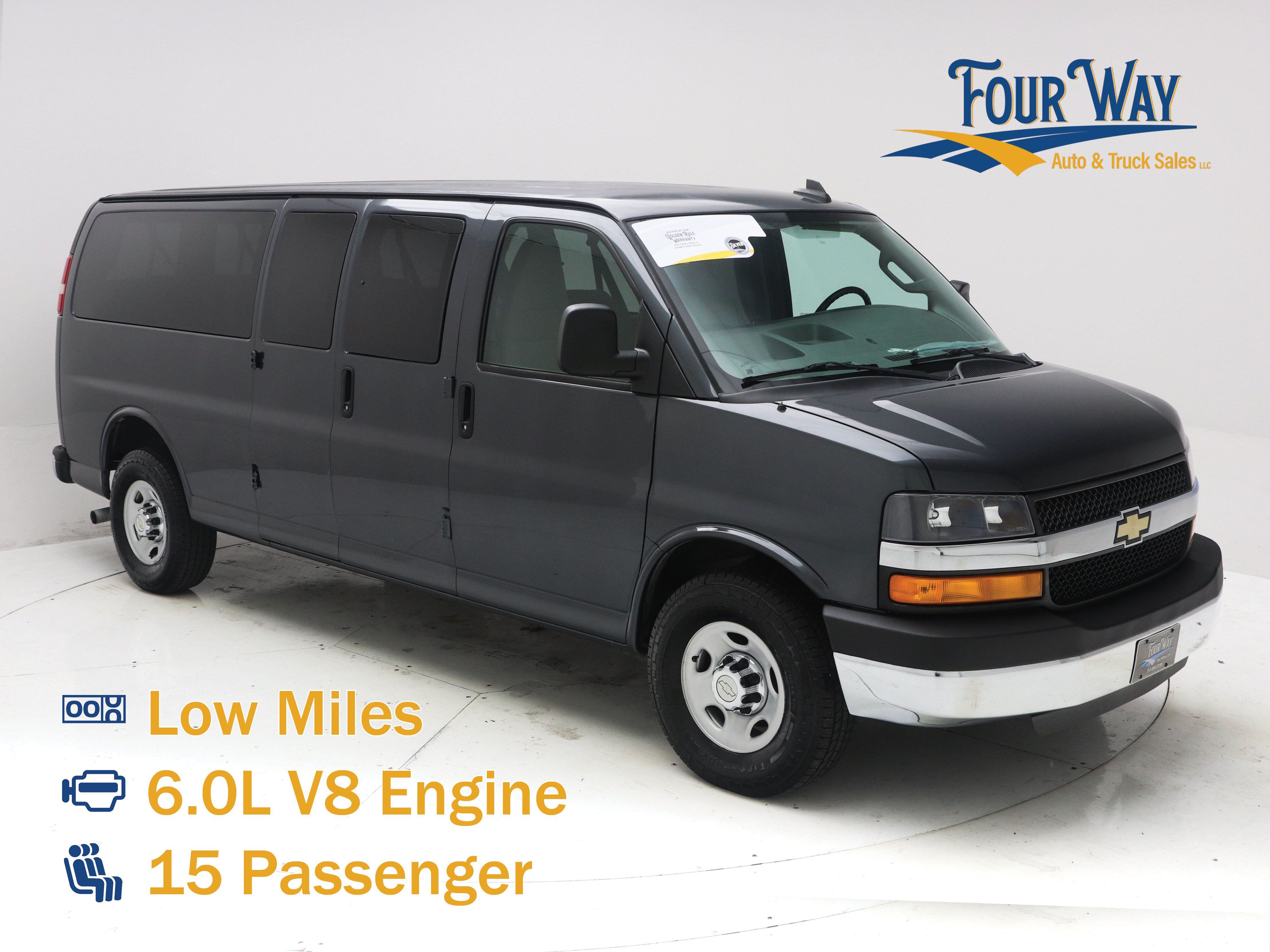 Used 2016 Chevrolet Express 3500 LT w/ LT Preferred Equipment Group RWD image 1