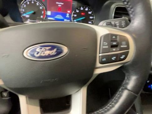 Used 2021 Ford Explorer Limited w/ Hybrid Equipment Group 310A AWD/4WD image 28