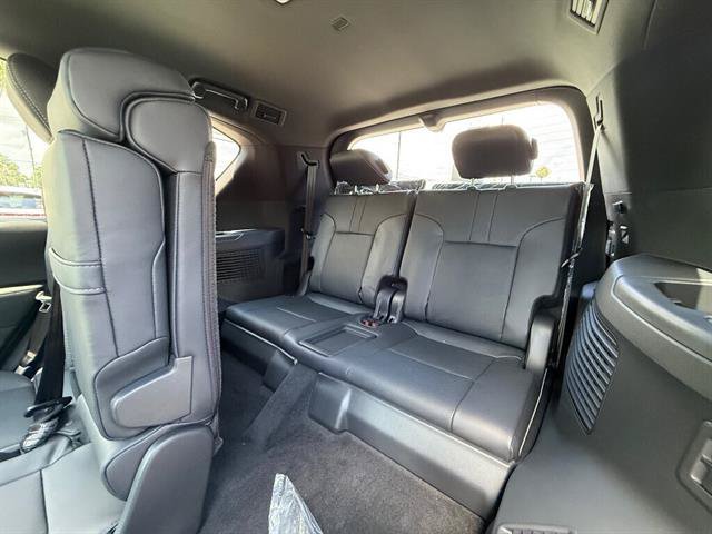 New 2026 Lexus LX 700h Luxury w/ Appearance Package AWD/4WD image 13