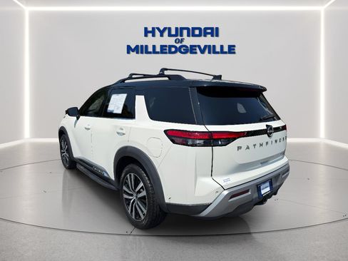 Used 2023 Nissan Pathfinder Platinum w/ Lighting Package (N93) AWD/4WD image 4