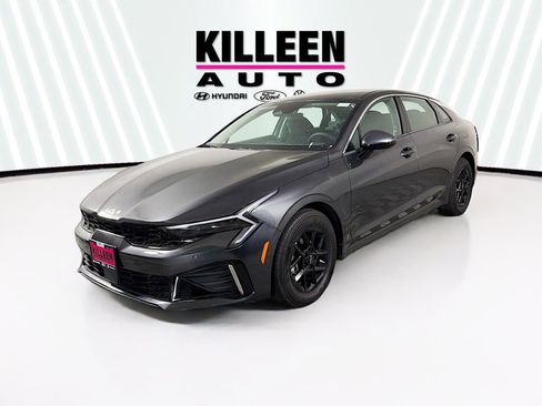 Used 2025 Kia K5 LXS FWD image 3