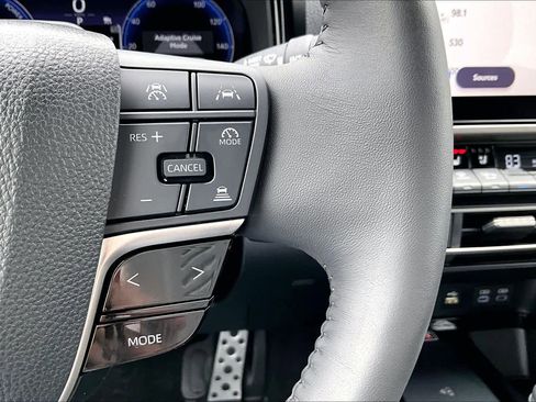 Used 2025 Toyota Camry XSE w/ Premium Plus Package image 22