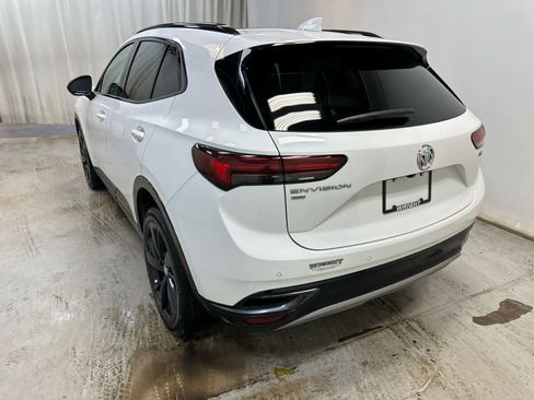 Used 2021 Buick Envision Essence w/ Technology Package I AWD/4WD image 2
