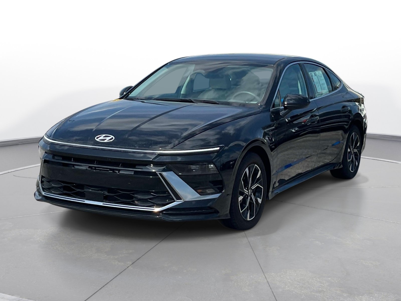 Used 2025 Hyundai Sonata SEL FWD image 9