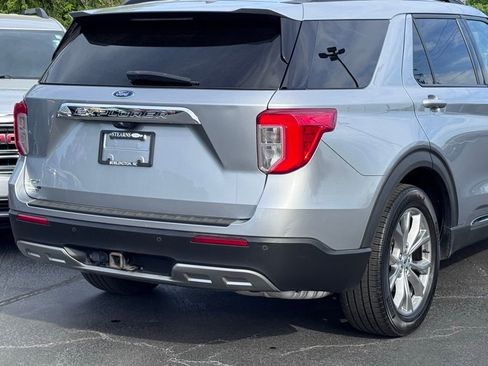 Used 2022 Ford Explorer XLT w/ Equipment Group 202A image 43