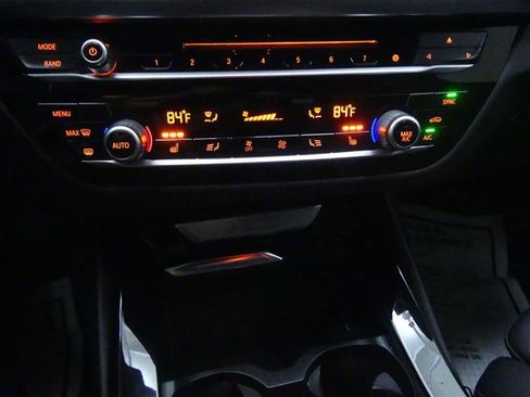 Used 2019 BMW X3 xDrive30i w/ Driving Assistance Package image 14