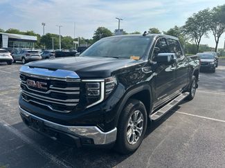 Used 2022 GMC Sierra 1500 SLT w/ SLT Convenience Package AWD/4WD video 1