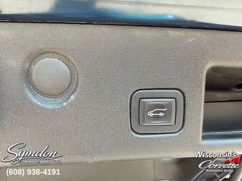 Used 2019 Chevrolet Equinox LT AWD/4WD image 19