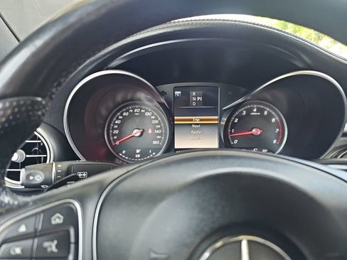 Used 2017 Mercedes-Benz C 300 4MATIC Sedan w/ Premium 2 Package image 19