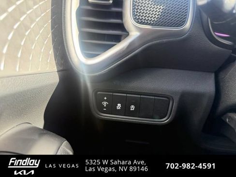 Certified 2023 Kia Soul LX FWD image 15