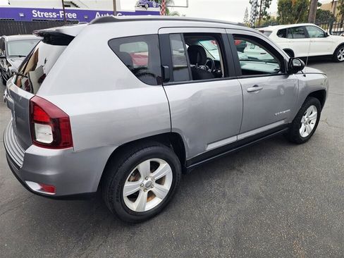 Used 2016 Jeep Compass Sport w/ Power Value Group image 5