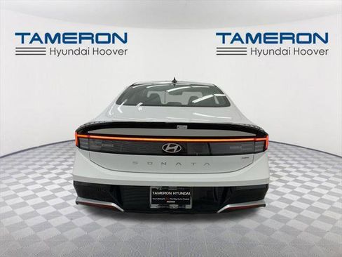 New 2025 Hyundai Sonata SEL image 4