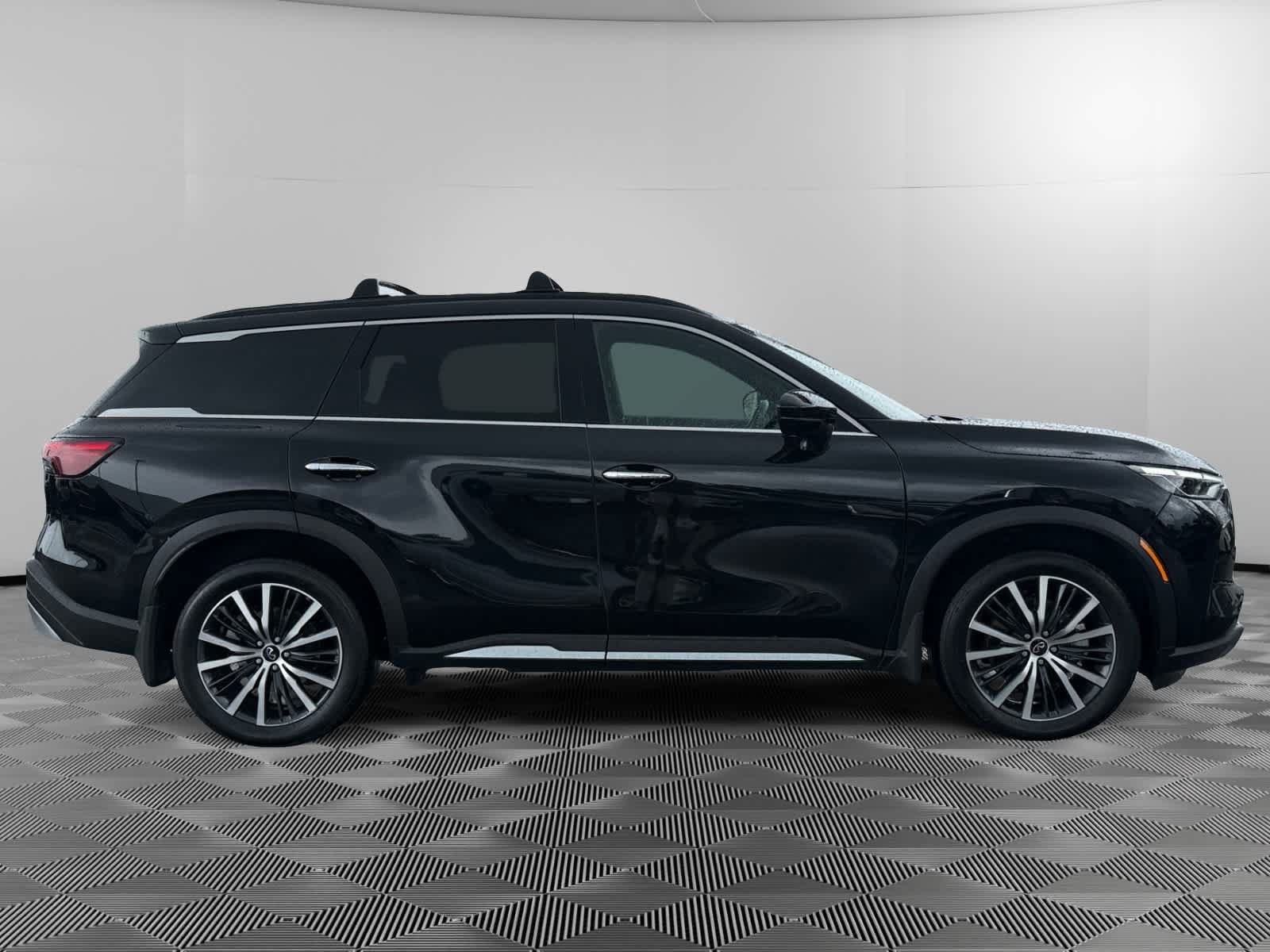 Used 2025 INFINITI QX60 Autograph w/ Lighting Package (N94) AWD/4WD image 6